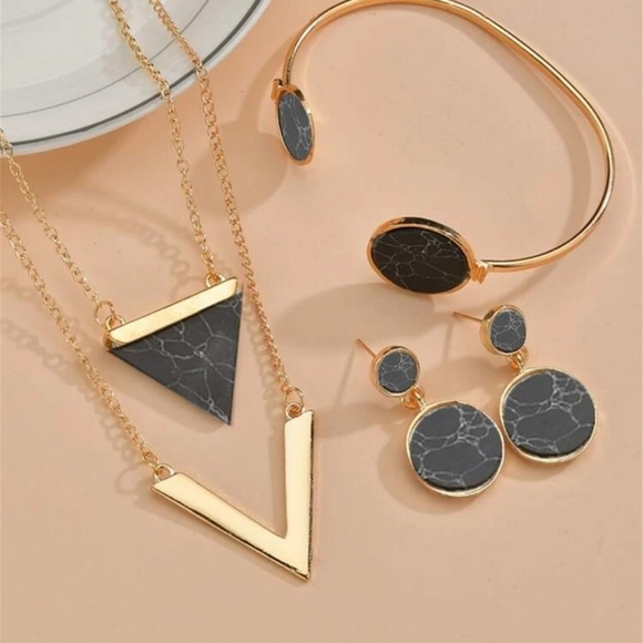 Geometric jewelry set - Picture 4 of 4